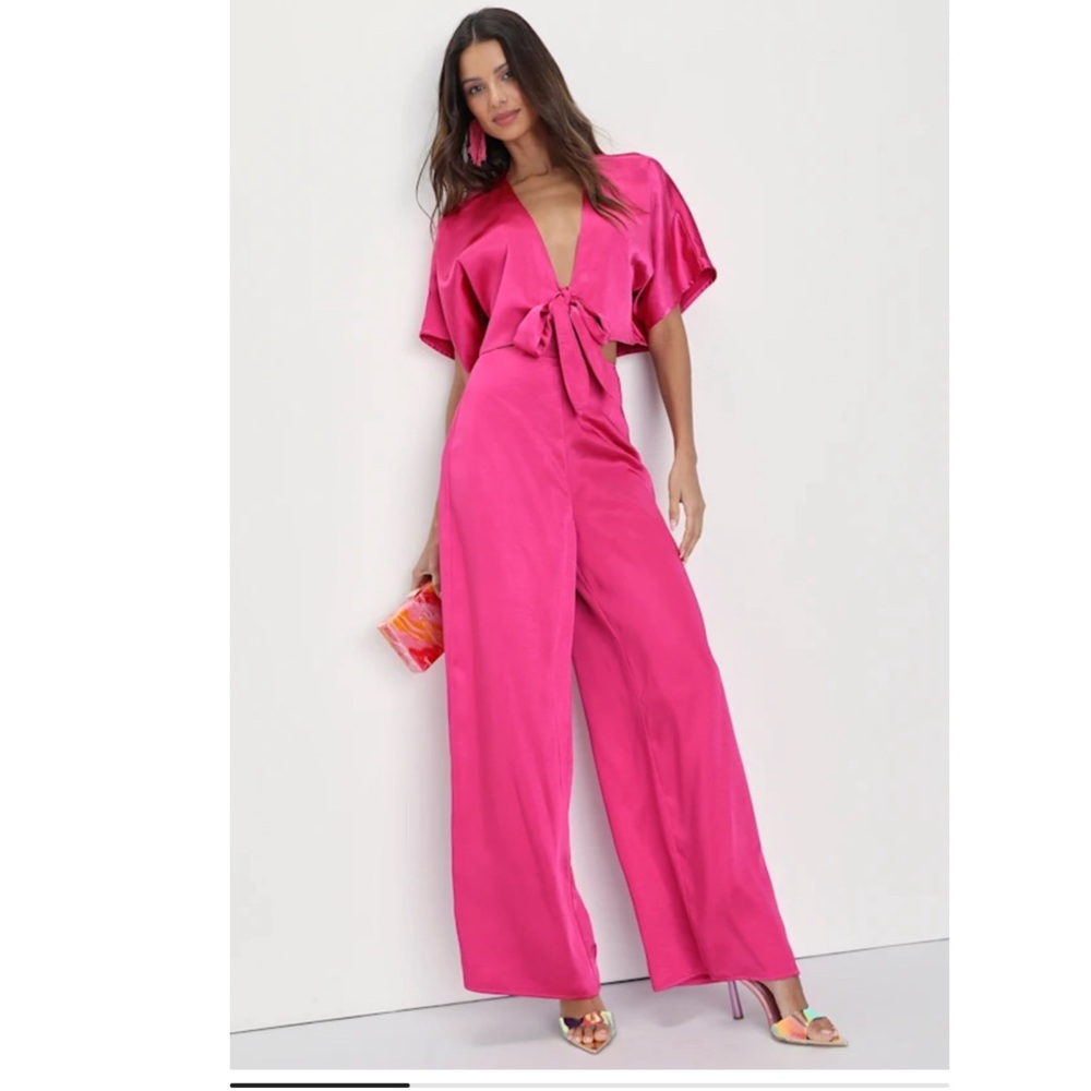 NWT Lulus Satin Pink V-Neck Women's Jumpsuit Sz Medium